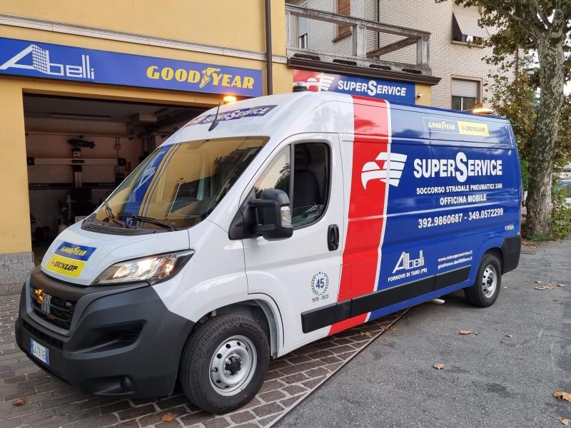 Soccorso stradale a fornovo di taro parma di abelli gomme