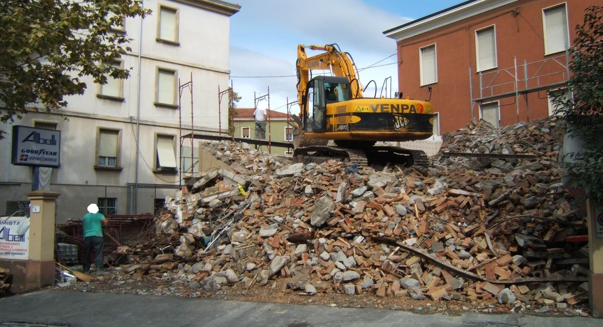 Ristrutturazione Abelli gomme a Parma